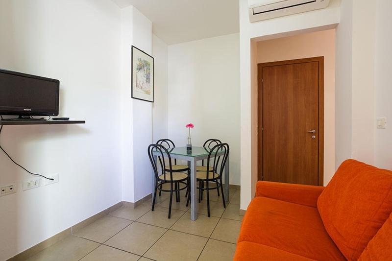 Residence Roxy Misano Adriatico Exterior foto